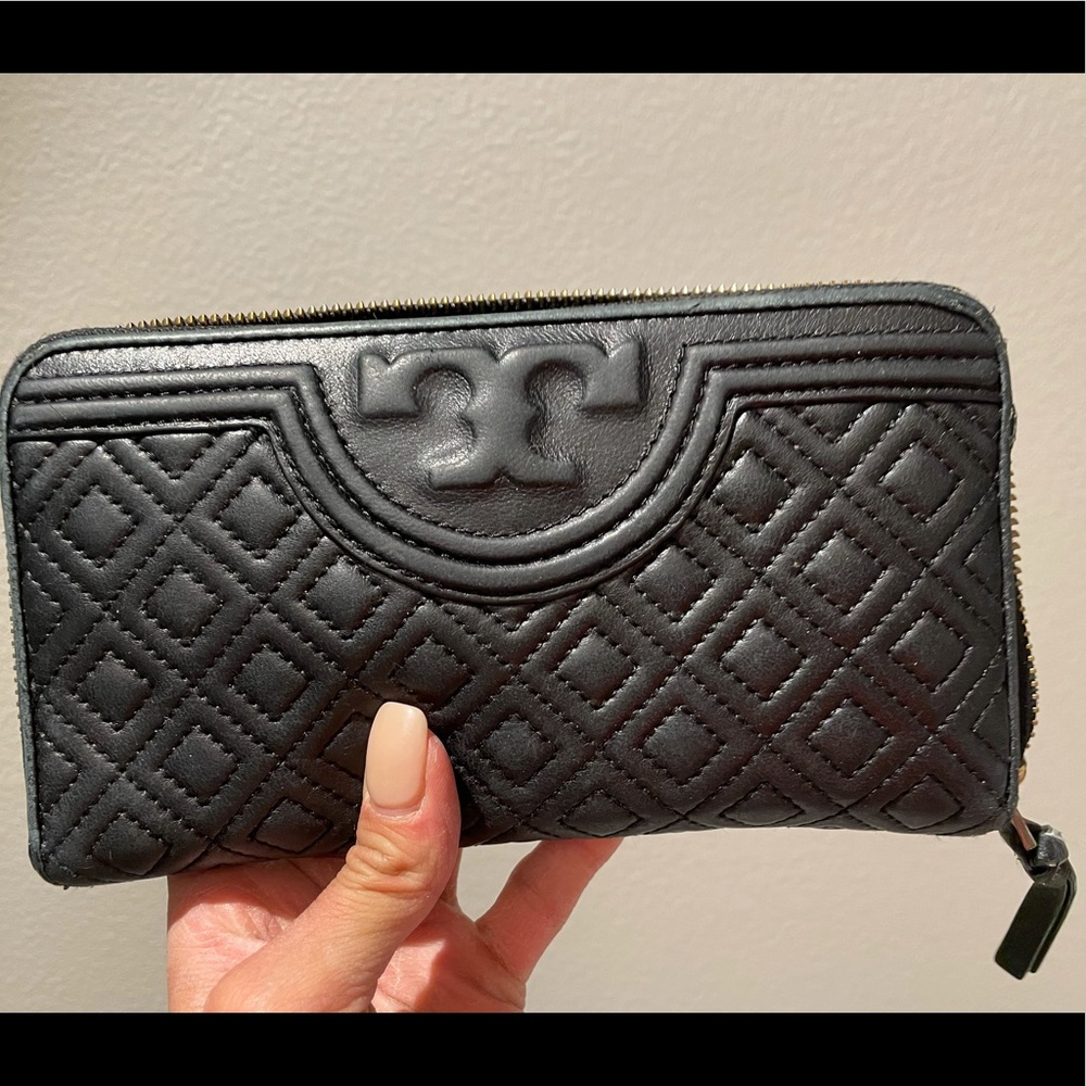 Tory Burch wallet